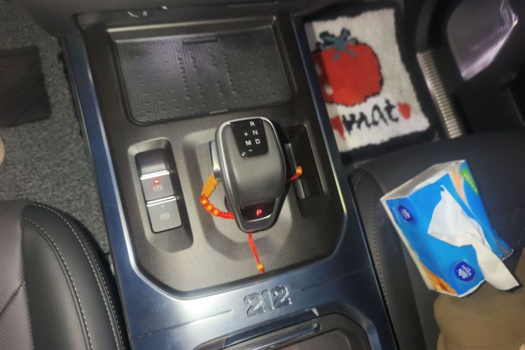 212 T01 2024款 2.0T 机械师中控内饰18