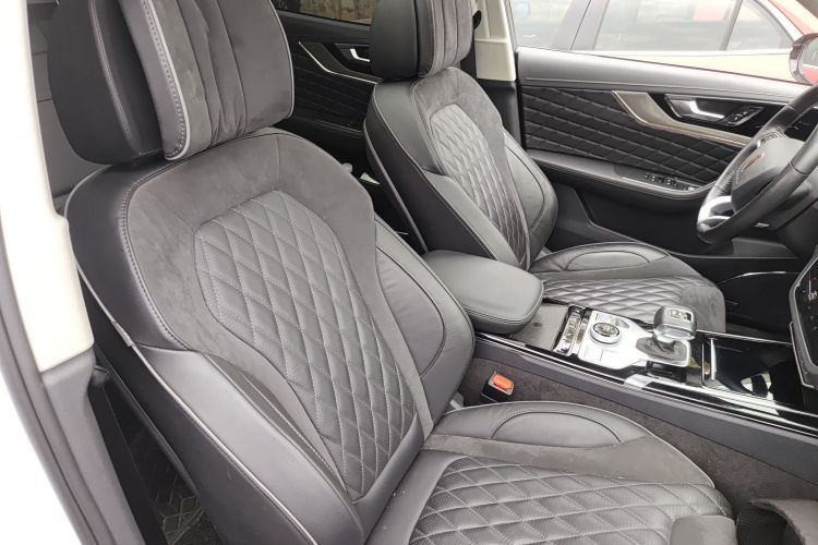 红旗HS5 2019款 2.0T 智联旗享四驱版局部细节41