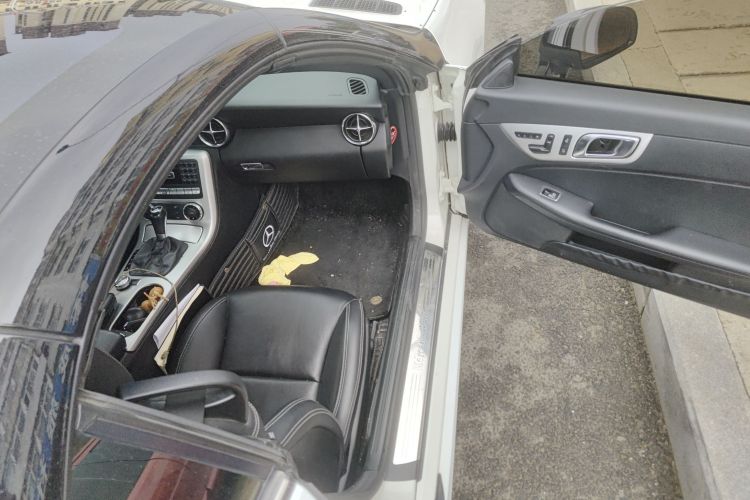 奔驰SLK级 2011款 SLK 200 时尚型局部细节9005