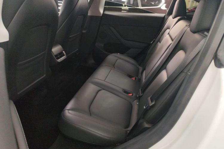 特斯拉 Model Y 2021款 长续航全轮驱动版 3D7中控内饰21