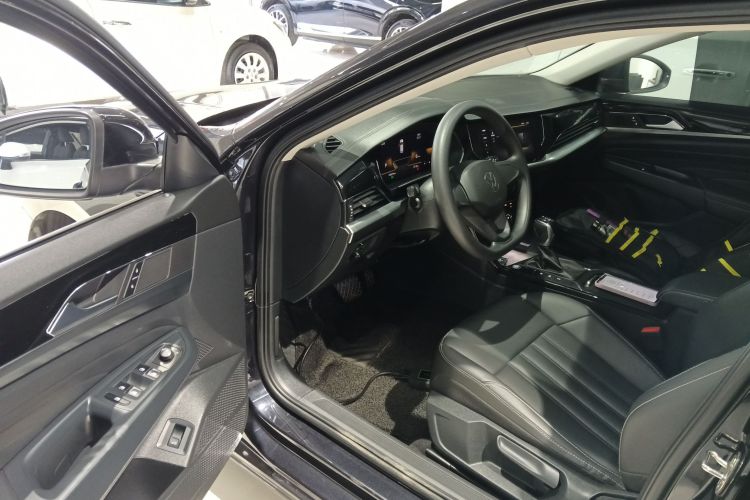 大众 帕萨特 2022款 280TSI 商务版中控内饰20