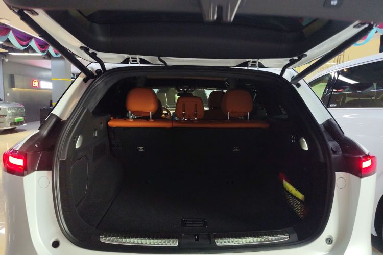 小鹏G9 2025款 625 长续航 Max局部细节23