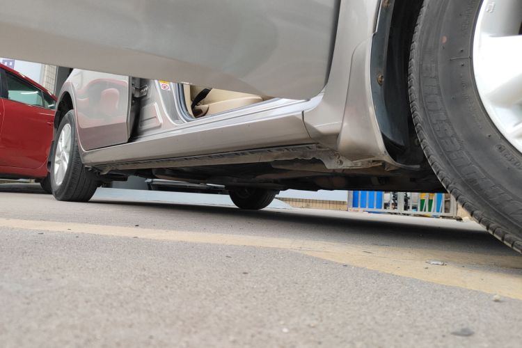 丰田 卡罗拉 2014款 1.6L CVT GL局部细节9001