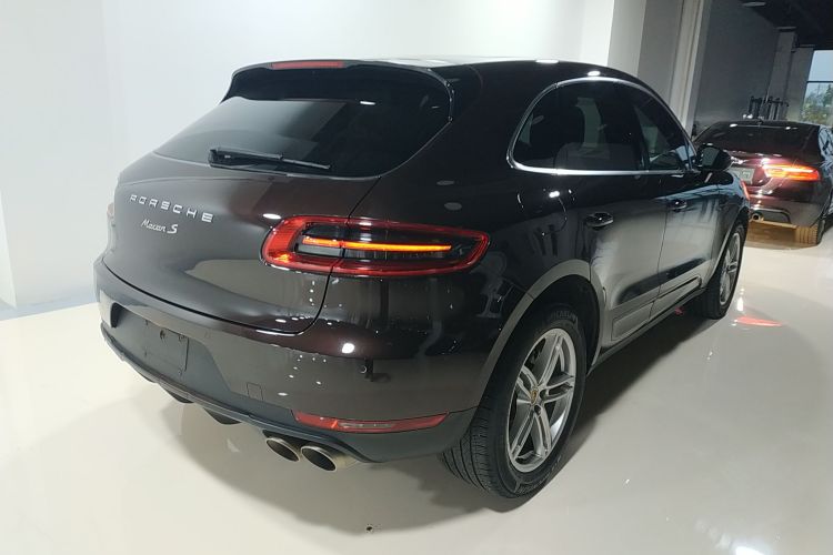 保时捷 2017款  Macan S 3.0T车身外观6005