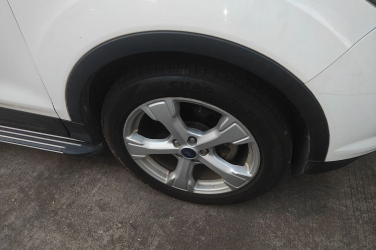 福特 翼虎 2017款 EcoBoost 180 两驱精翼型车身外观10