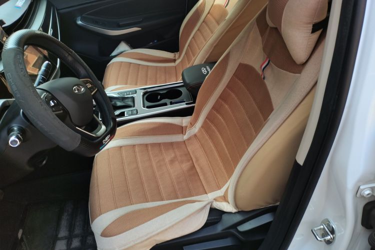 奇瑞 艾瑞泽5 2021款 PRO 1.5L CVT青春版局部细节19