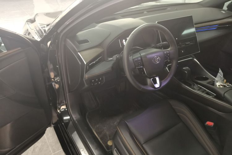 丰田 亚洲龙 2024款 双擎 2.5L XLE尊贵版中控内饰20