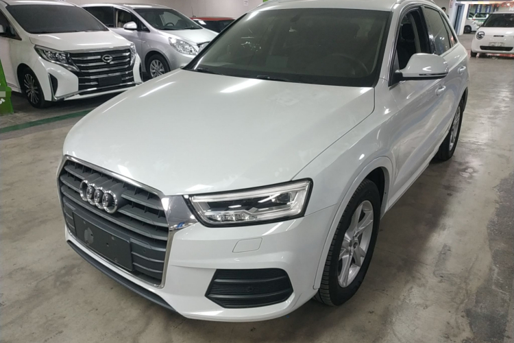 奥迪Q3 2018款 30周年年型 30 TFSI 时尚型车身外观1