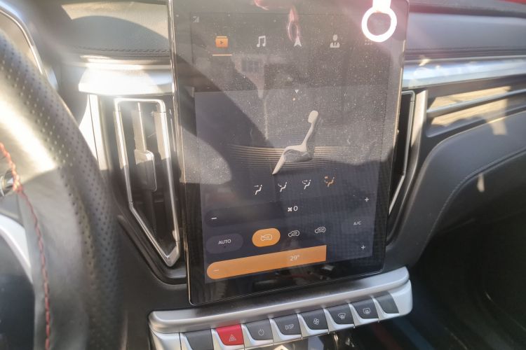 东风风行 风行T5 2021款 1.5T 自动豪华型中控内饰16