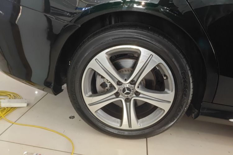 奔驰C级 2019款 C 260 L 运动版车身外观6008