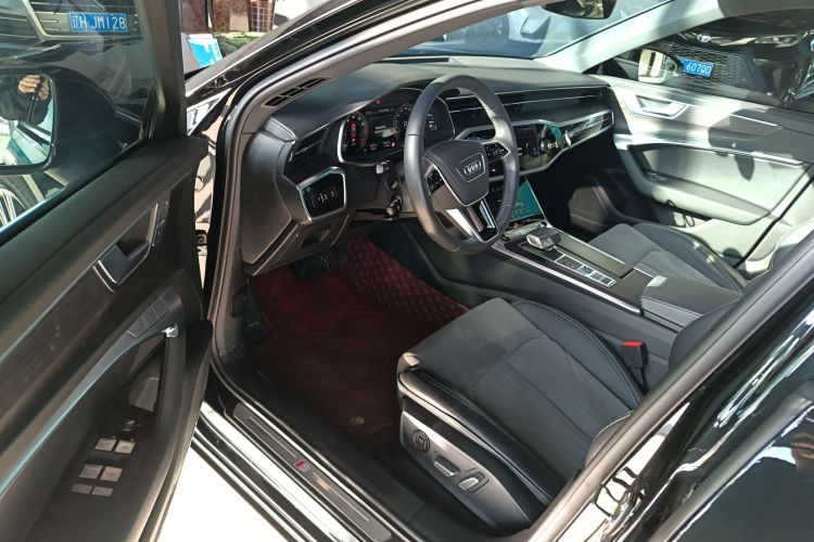 奥迪A6L 2024款 45 TFSI quattro 臻选动感型中控内饰20