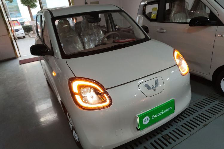 五菱汽车 宏光MINIEV 2025款 四门版 进阶款车身外观3