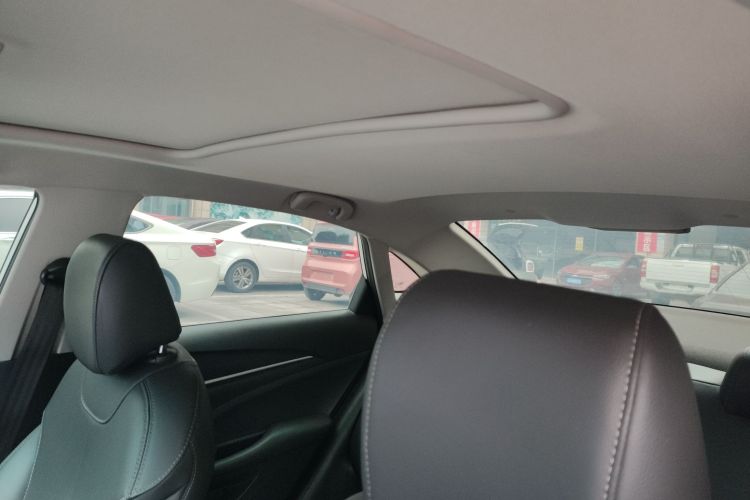 别克 英朗 2021款 改款 典范 1.5L 自动精英型中控内饰22