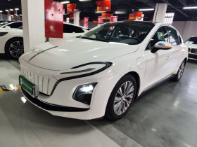 红旗E-QM5 2023款 620km PLUS