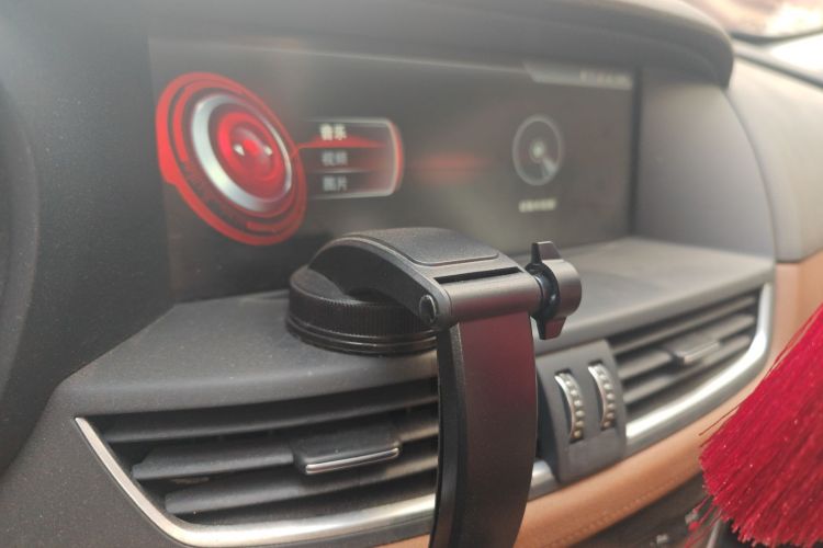 宝沃BX7 2016款 28T 两驱豪华版 5座局部细节16