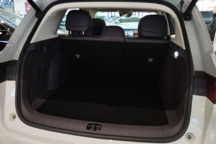 零跑汽车 零跑B10 2025款 510悦享版机舱底盘23