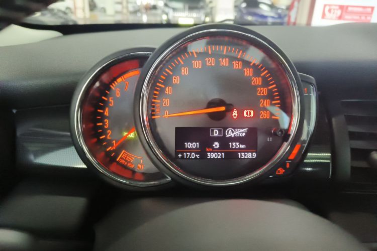 MINI 2019款 1.5T COOPER 艺术家 五门版局部细节14