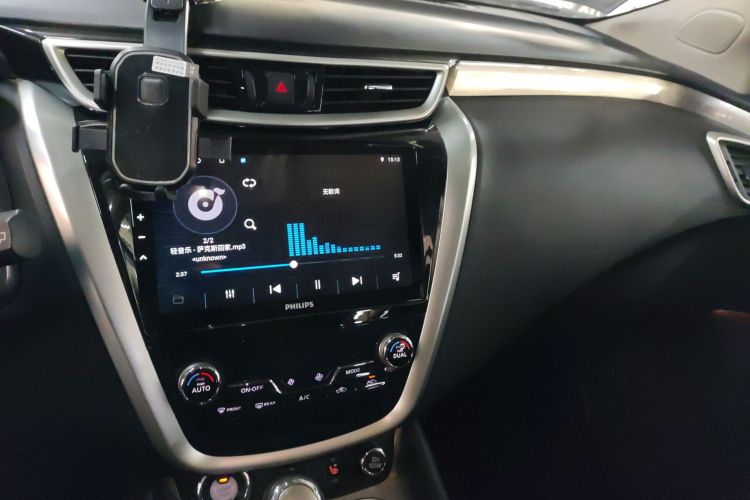 日产 楼兰 2017款 2.5L XL 两驱智尚版中控内饰16