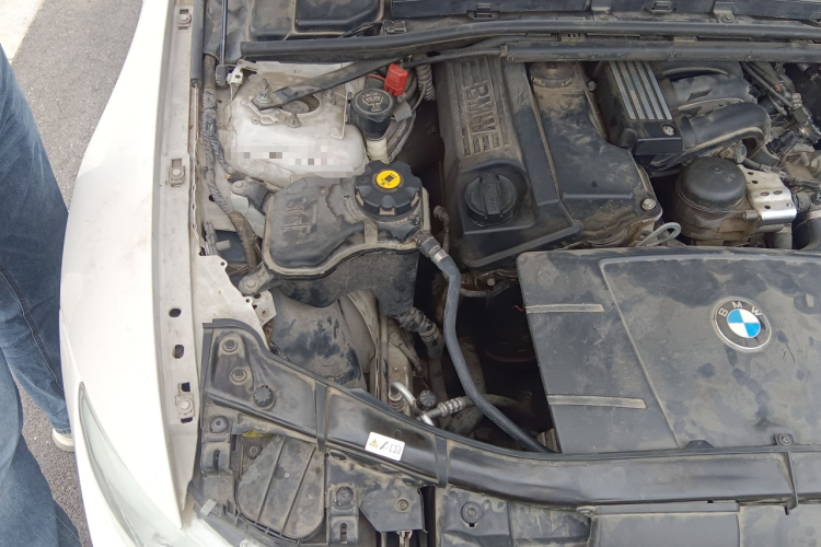 宝马3系(进口) 2011款 320i敞篷轿跑版局部细节9005