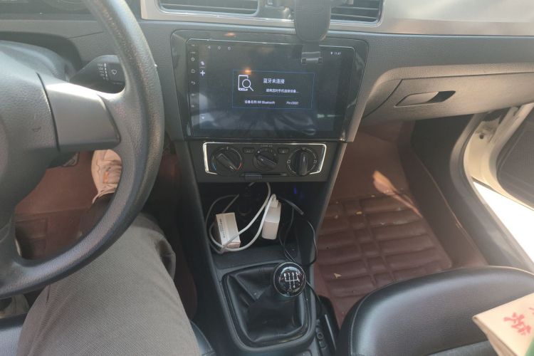 大众 桑塔纳 2015款 1.6L 手动舒适版中控内饰16