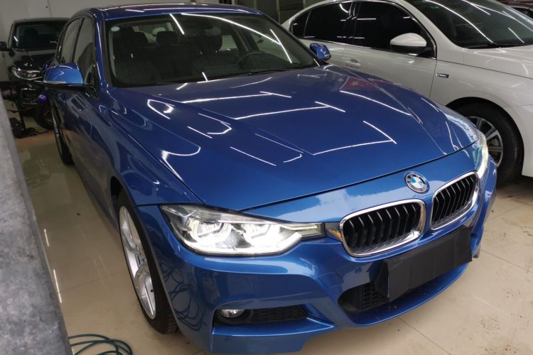 宝马3系 2017款 330Li M运动型车身外观3