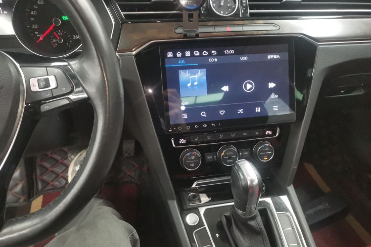 大众 迈腾 2017款 330TSI DSG 豪华型中控内饰16