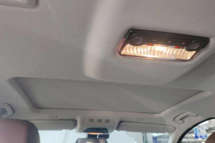 宝马5系 2017款 520Li 典雅型局部细节22