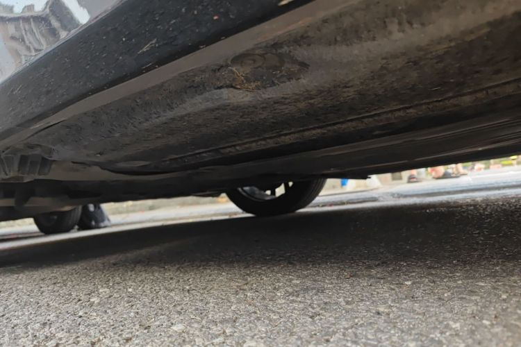 宝马7系 2019款 730Li 豪华套装局部细节9004