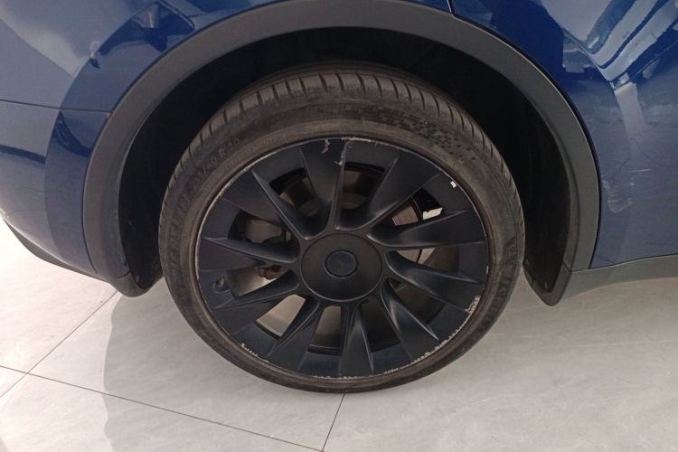 特斯拉 Model Y 2022款 长续航全轮驱动版车身外观6008