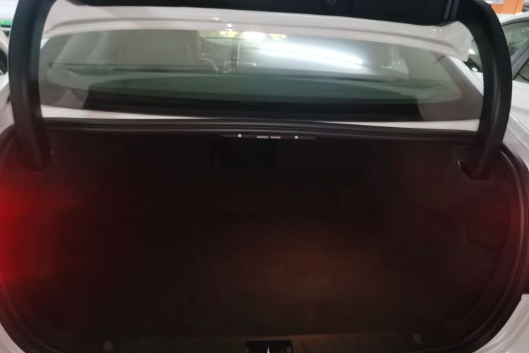 沃尔沃S60 2018款 S60L T3 智进进取版机舱底盘23