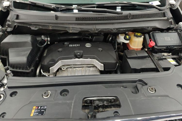 别克GL8 2017款 25S 豪华型 国V机舱底盘24