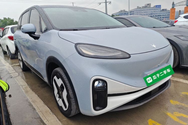 ARCFOX极狐 极狐考拉 2023款 家庭版Pro车身外观3