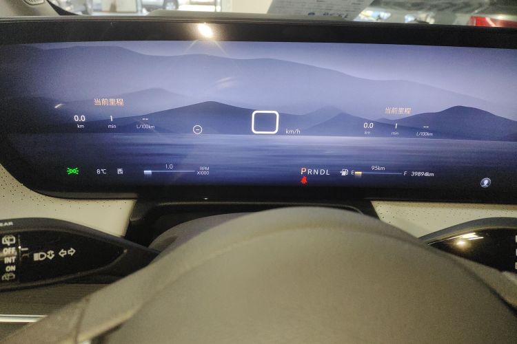 别克GL8 2025款 陆尊 智享版局部细节14