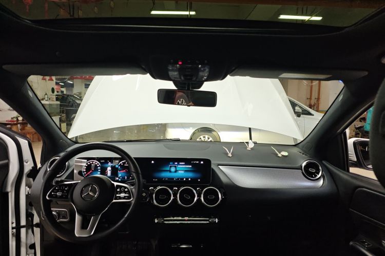 奔驰B级 2020款 B 200 动感型局部细节22