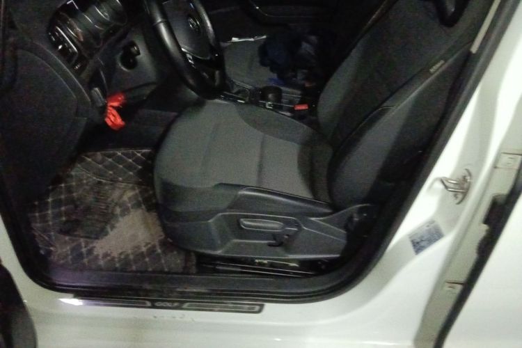 大众 高尔夫 2018款 230TSI 自动舒适型中控内饰19