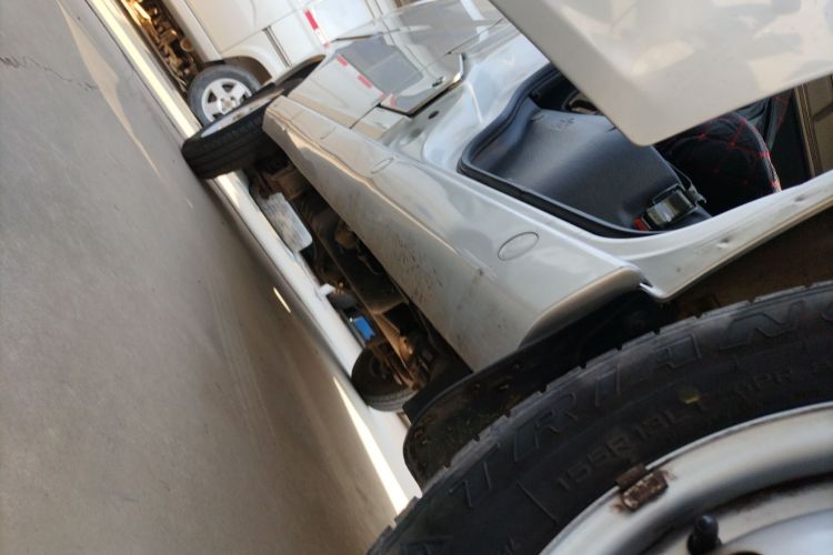 五菱汽车 五菱之光 2020款 1.2L 厢式运输车实用型 国VI 2座 LSI局部细节9001