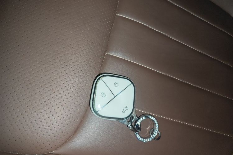 五菱汽车 五菱缤果 2024款 333km 悦享款中控内饰11