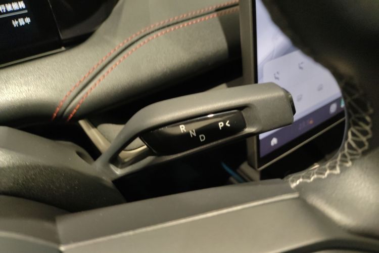 小米汽车 小米SU7 2024款 后驱长续航智驾版中控内饰18