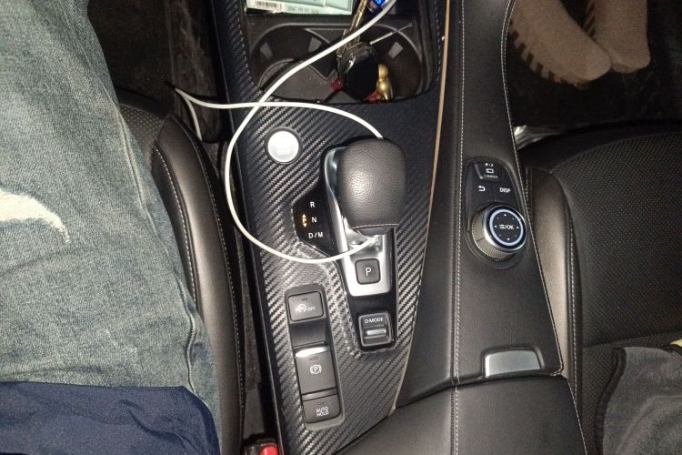 英菲尼迪QX50 2022款 2.0T 两驱领航版中控内饰18