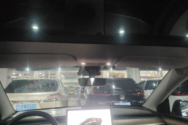 特斯拉 Model Y 2022款 改款 后轮驱动版局部细节22