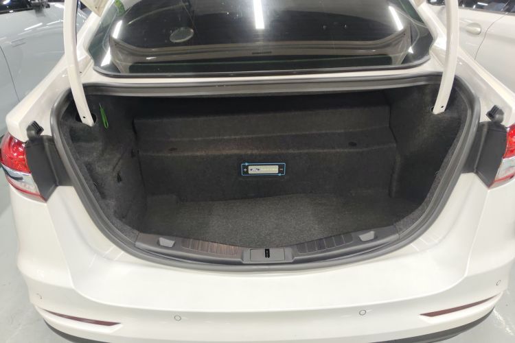 福特 蒙迪欧新能源 2018款 2.0 PHEV 智控时尚型 国VI局部细节23