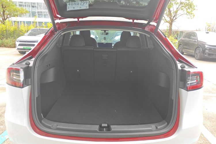 特斯拉 Model Y 2022款 后轮驱动版机舱底盘23