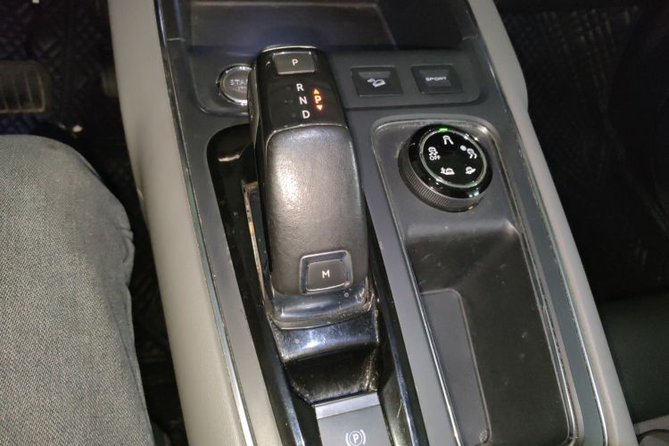 雪铁龙 天逸 C5 AIRCROSS 2017款 380THP 豪华型局部细节18