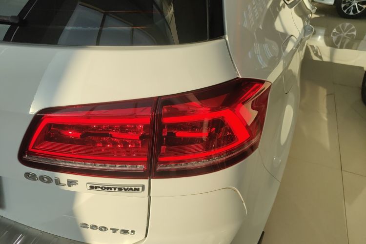 大众 高尔夫·嘉旅 2019款 280TSI 自动好奇型 国V车身外观6006