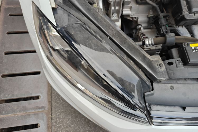 大众 高尔夫 2018款 1.6L 自动舒适型车身外观8