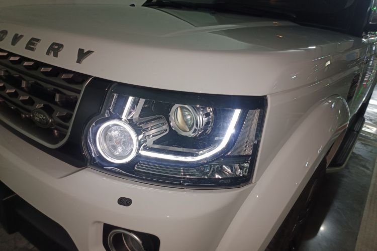 路虎 发现 2016款 3.0 SC 曜黑典藏版 HSE局部细节36