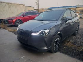 哪吒汽车 哪吒V 2021款 长续航智享版