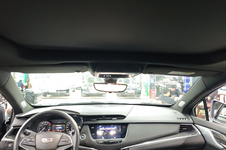 凯迪拉克XT5 2023款 2.0T 四驱尊贵型（至臻版）中控内饰22