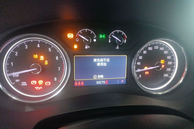 别克 君越 2021款 552T 豪华型中控内饰14