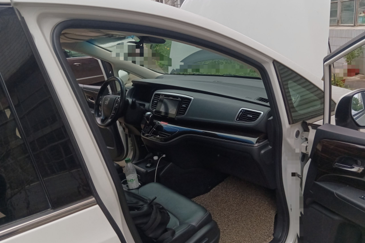 本田 奥德赛 2018款 2.4L 至尊版局部细节9005